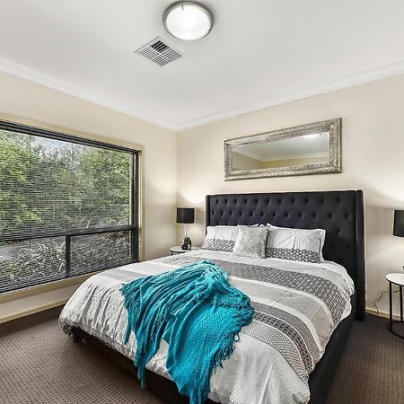 Accommodation On Lansell 1 Being Unit 1 Of 6 Lansell Street Mount Gambier Eksteriør bilde