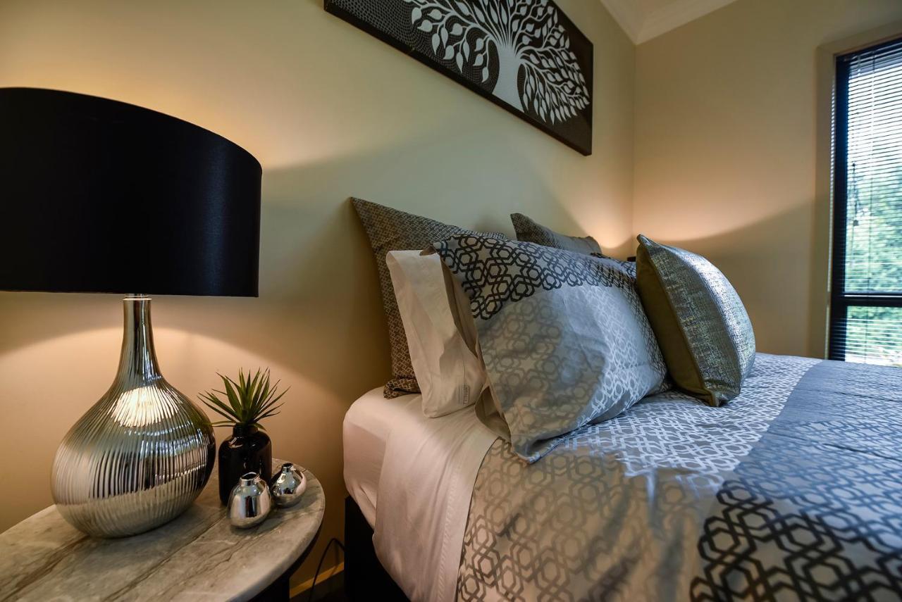 Accommodation On Lansell 1 Being Unit 1 Of 6 Lansell Street Mount Gambier Eksteriør bilde
