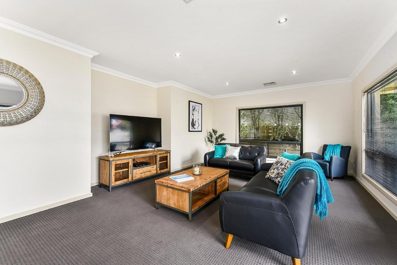 Accommodation On Lansell 1 Being Unit 1 Of 6 Lansell Street Mount Gambier Eksteriør bilde